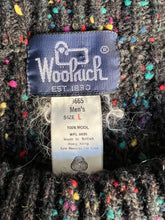 Load image into Gallery viewer, Woolrich Sweater size Large!
