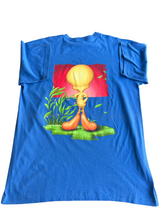 Load image into Gallery viewer, Tweety Bird tee size XL!
