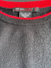 Load image into Gallery viewer, Tiger Woods Collection Black and Red Pullover Sweater size XL!
